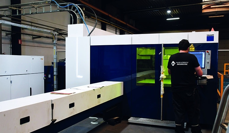 Nieuwe lasersnijmachine kan ook buizen de baas