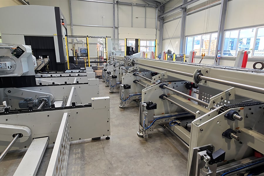 Buislaser 5 LVD frontloader en bundle feeder